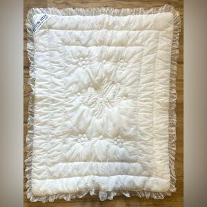 DU PONT Baby Blanket Boy DACRON POLYESTER Soft Luxurious Embroidered Ruffle‎ VTG